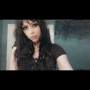 Meet your Posher, Katelyn